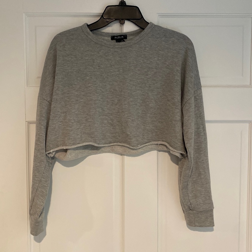 Grey cropped sweatshirt Sz s